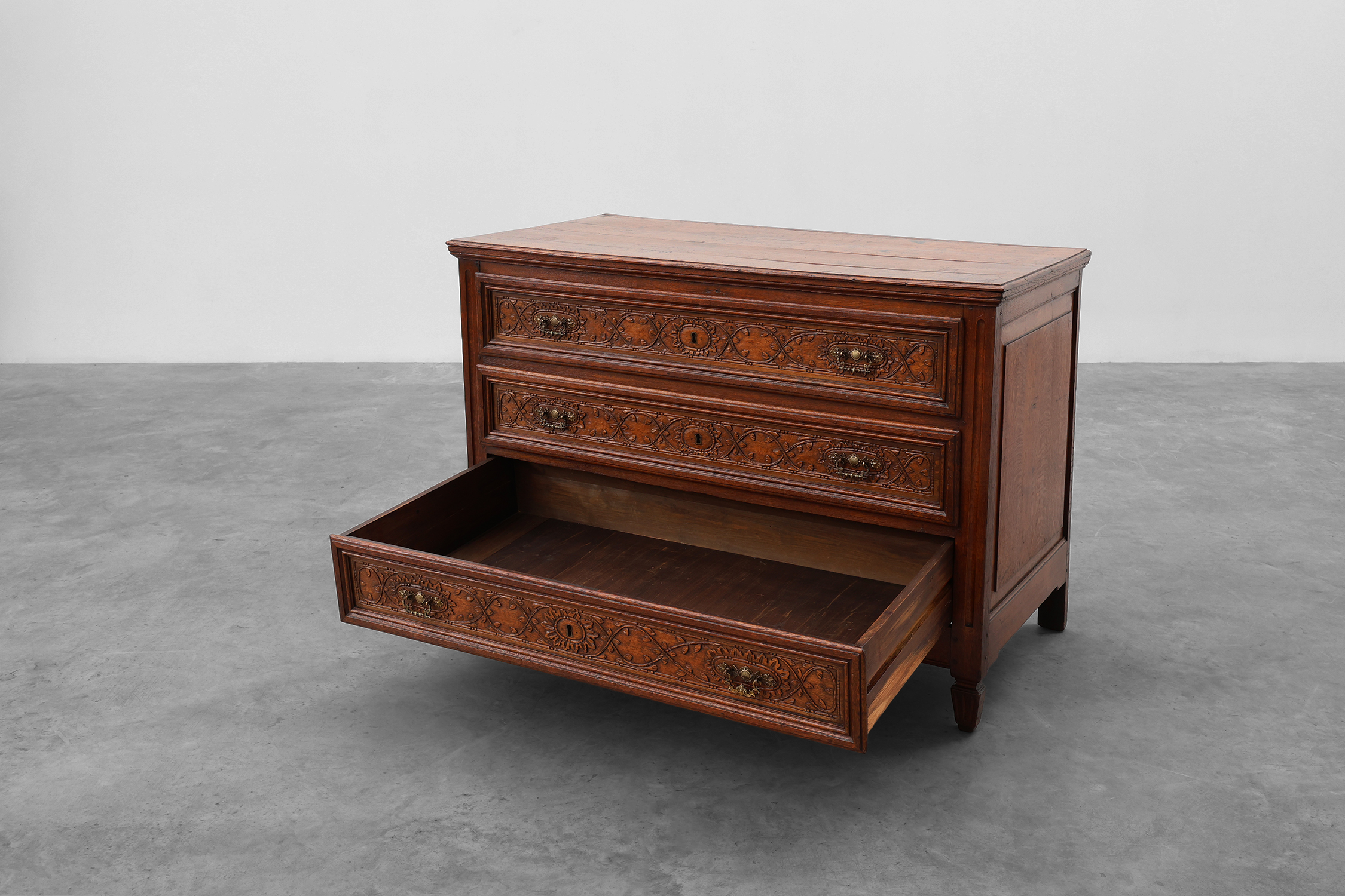 Italian Renaissance Oak Chest of Drawers, 17th Centurythumbnail